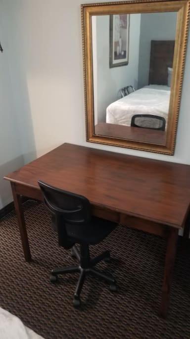 Hotel 2 Queen Beds Hotel Room 220 Booking Stillwater Exterior photo